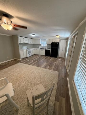 9651 Warm Spring, Willis, TX 77318