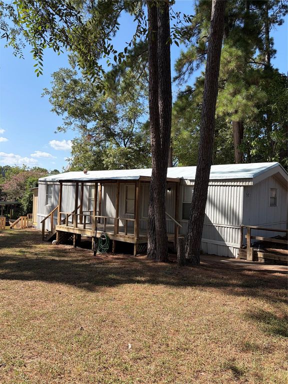 9651 Warm Spring, Willis, TX 77318