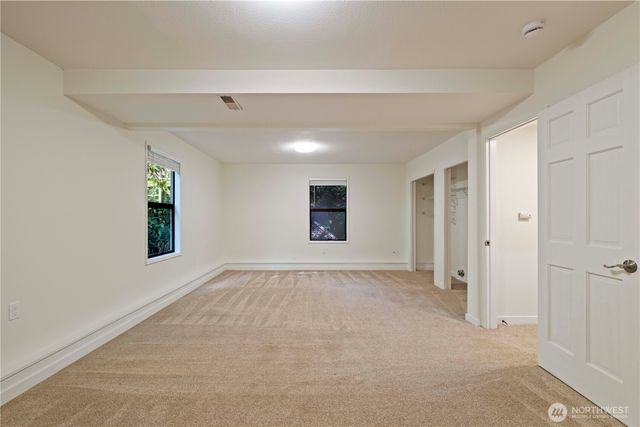 22214 NE 28th Place, Sammamish, WA 98074