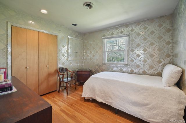 32 Wayne Lane, Tappan, NY 10983