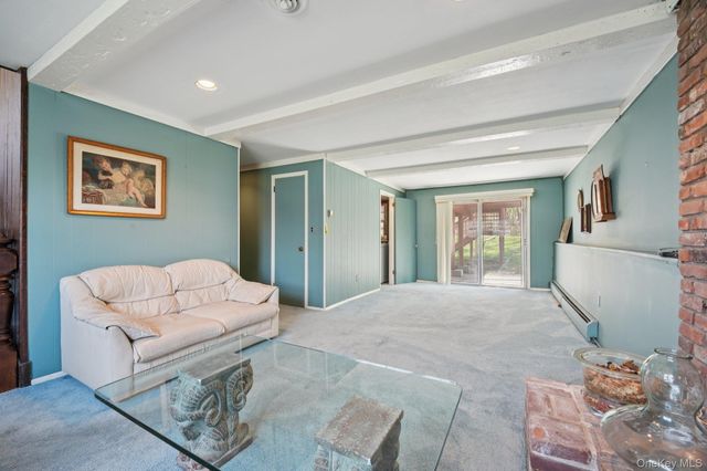 32 Wayne Lane, Tappan, NY 10983