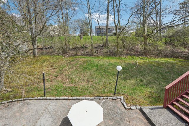 32 Wayne Lane, Tappan, NY 10983