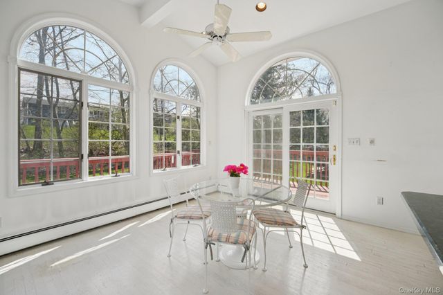 32 Wayne Lane, Tappan, NY 10983