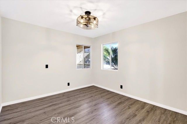 2618 S Pacific Avenue, Santa Ana, CA 92704