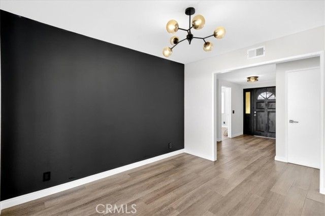 2618 S Pacific Avenue, Santa Ana, CA 92704