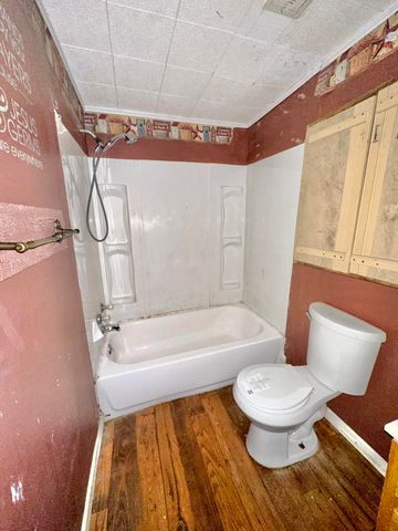 90 Jenkins Street, Monticello, KY 42633