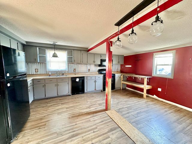 90 Jenkins Street, Monticello, KY 42633