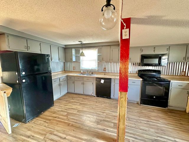 90 Jenkins Street, Monticello, KY 42633