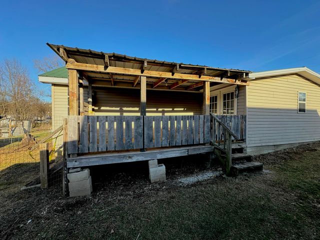 90 Jenkins Street, Monticello, KY 42633