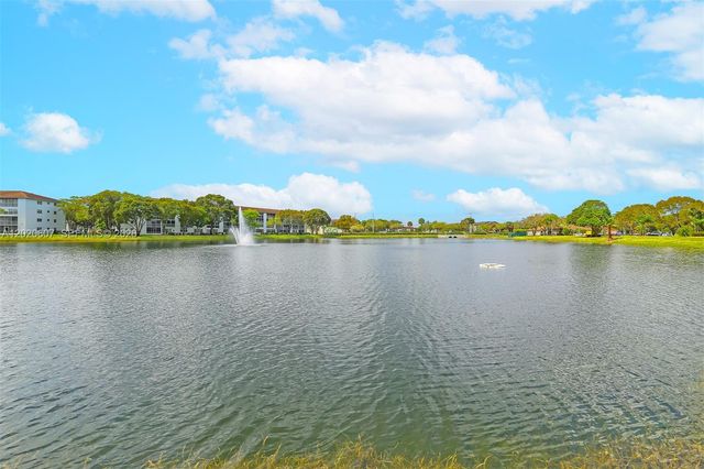 900 SW 142nd Ave 115L, Pembroke Pines, FL 33027