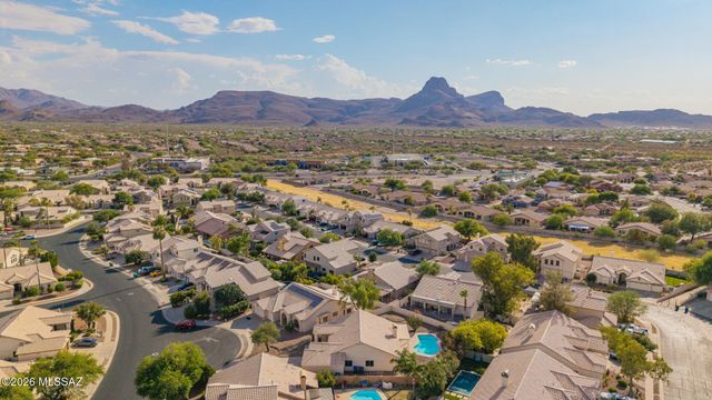 8411 N Mammoth Drive, Tucson, AZ 85743