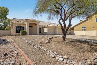 8411 N Mammoth Drive, Tucson, AZ 85743