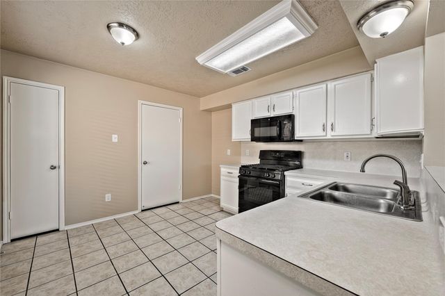 2627 Autumn Springs Lane, Spring, TX 77373