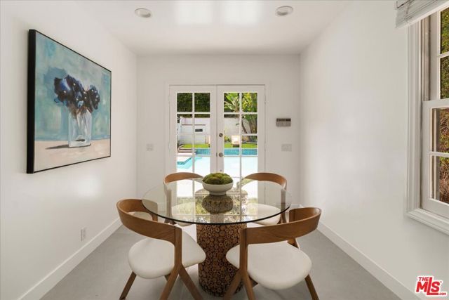 725 N Doheny Drive, Beverly Hills, CA 90210