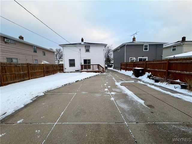 220 Highland Avenue, Tonawanda, NY 14150