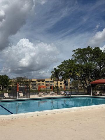 6020 NW 64th Ave 306, Tamarac, FL 33319