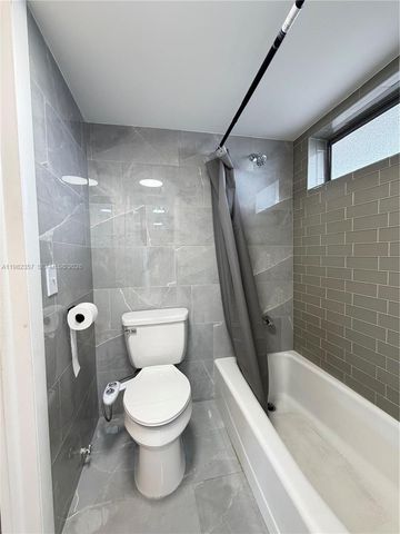 6020 NW 64th Ave 306, Tamarac, FL 33319