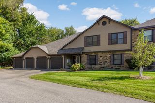 10726 Toledo Court, Bloomington, MN 55437