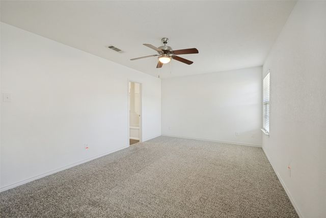 8013 Hidden Oaks Drive, Fort Worth, TX 76120