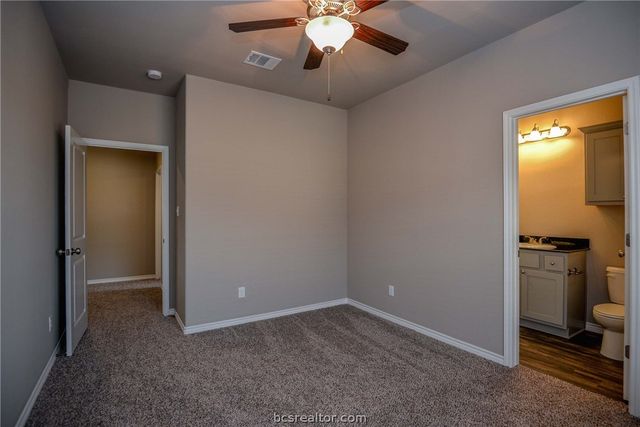 3521 Summerway, College Station, TX 77845
