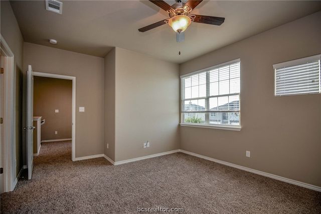 3521 Summerway, College Station, TX 77845