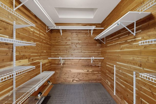 3 Zuni Trail N, Corrales, NM 87048