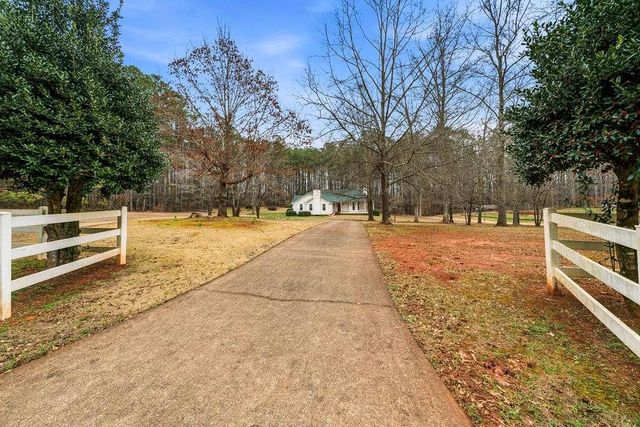 3639 Holly Springs Road, Rockmart, GA 30153