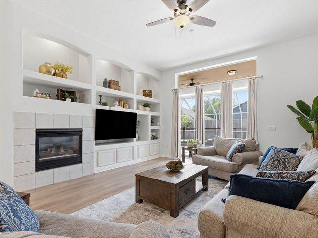 10017 OXFORD CHAPEL DRIVE, Tampa, FL 33647