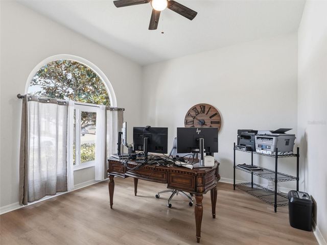 10017 OXFORD CHAPEL DRIVE, Tampa, FL 33647