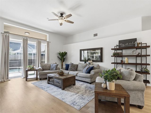 10017 OXFORD CHAPEL DRIVE, Tampa, FL 33647