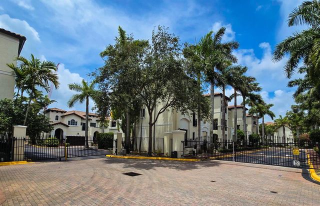 1602 Coastal Bay Boulevard, Boynton Beach, FL 33435