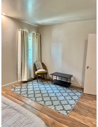 6211 W Northwest Highway G224, Dallas, TX 75225