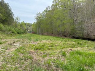 43 Deer Run Lane, Campton, KY 41301
