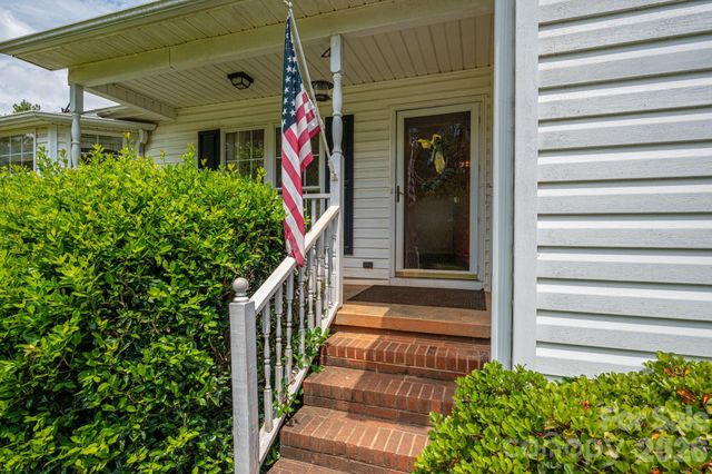 260 Houser Road, Blacksburg, SC 29702