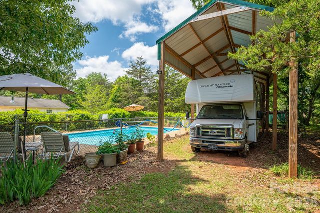 260 Houser Road, Blacksburg, SC 29702