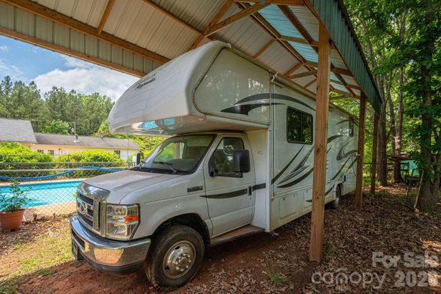 260 Houser Road, Blacksburg, SC 29702