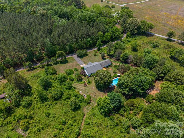 260 Houser Road, Blacksburg, SC 29702