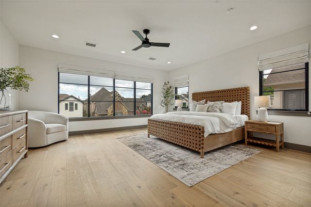 3716 W Beverly Drive, Dallas, TX 75209