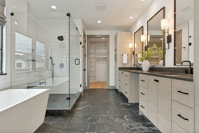 3716 W Beverly Drive, Dallas, TX 75209