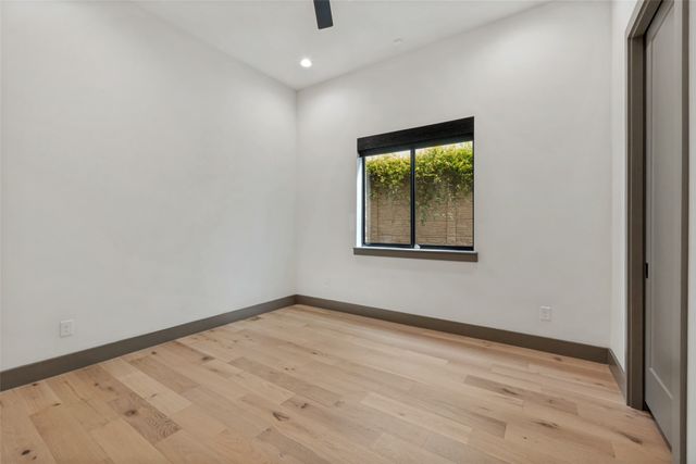3716 W Beverly Drive, Dallas, TX 75209