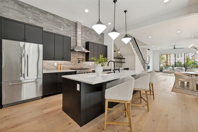 3716 W Beverly Drive, Dallas, TX 75209