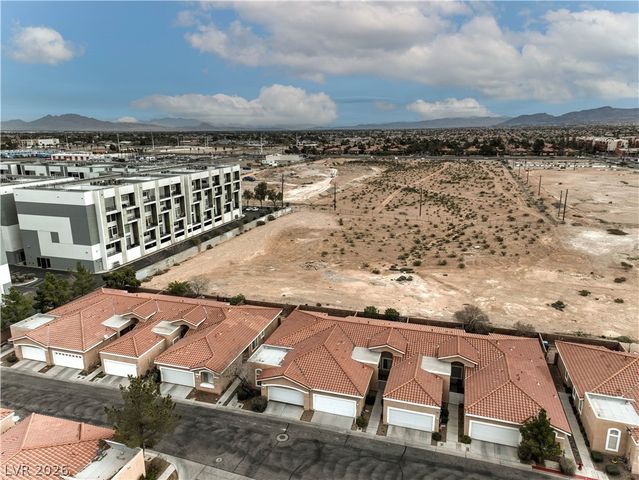 9032 Kimo Street, Las Vegas, NV 89123