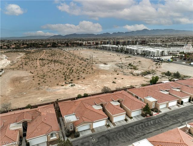 9032 Kimo Street, Las Vegas, NV 89123