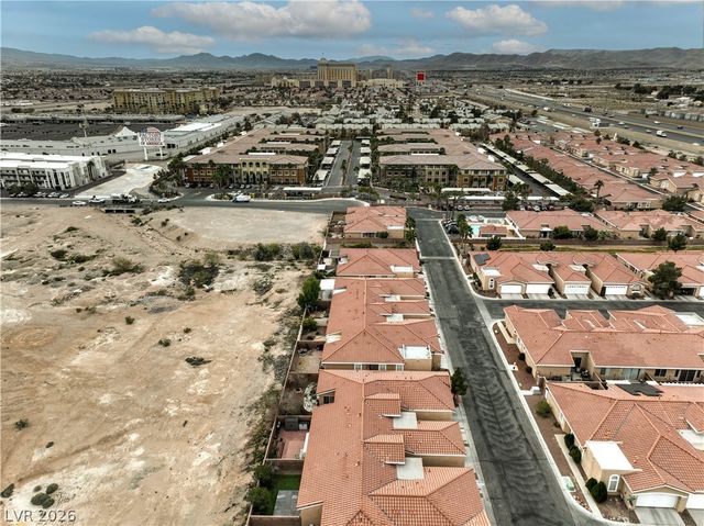 9032 Kimo Street, Las Vegas, NV 89123