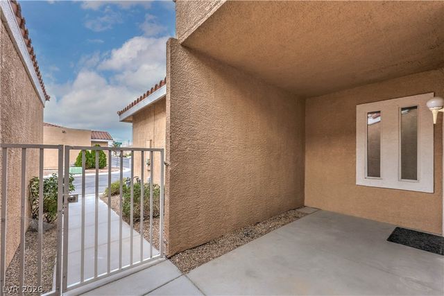 9032 Kimo Street, Las Vegas, NV 89123