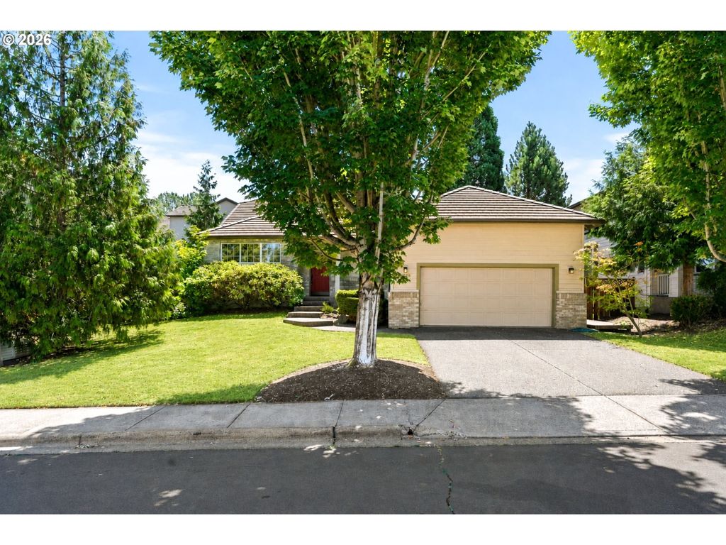 15560 Nw TRAKEHNER Way, Portland, OR 97229