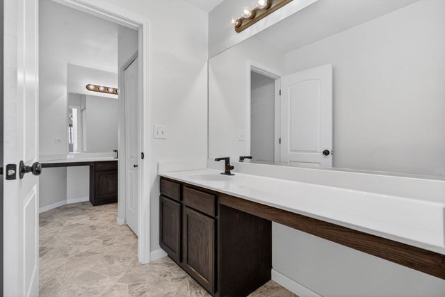 1120 Coneflower Court, Minooka, IL 60447