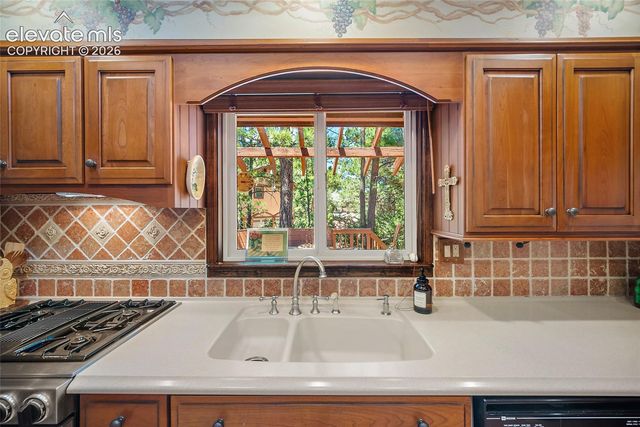 6030 Castlewood Lane, Colorado Springs, CO 80918