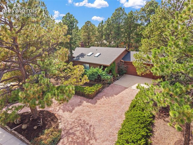6030 Castlewood Lane, Colorado Springs, CO 80918