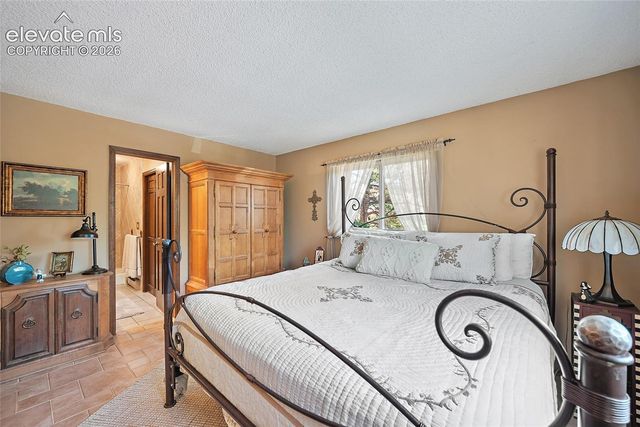 6030 Castlewood Lane, Colorado Springs, CO 80918